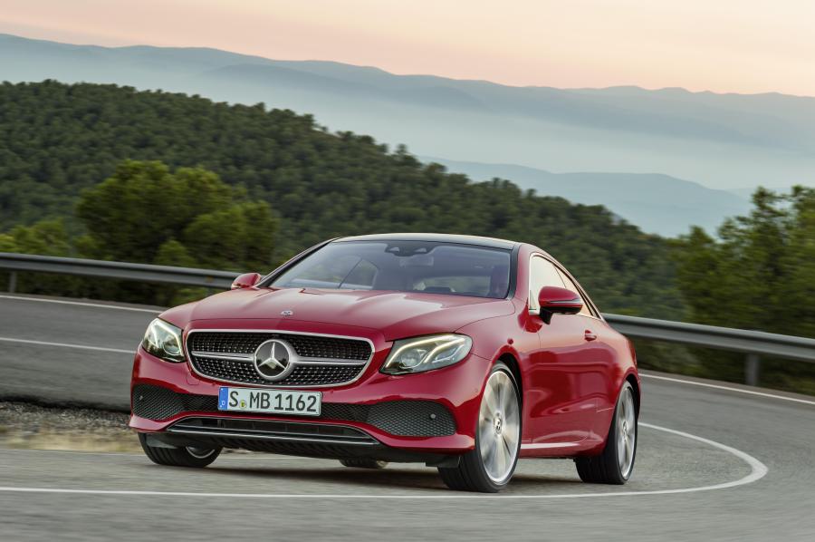  Mercedes-Benz E220 d Avantgarde Coupe 2017 года  (WW) (фото 12 из 29)